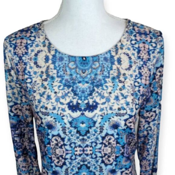 RUSH BLUE & WHITE DRESS W/OPEN BACK SZ.M EUC. - Picture 2 of 7